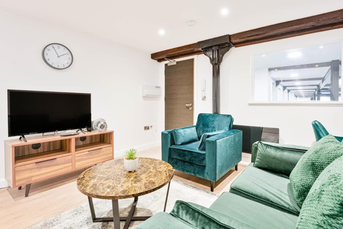 Modern 1 Bed Apartment In Burton-On-Trent Εξωτερικό φωτογραφία