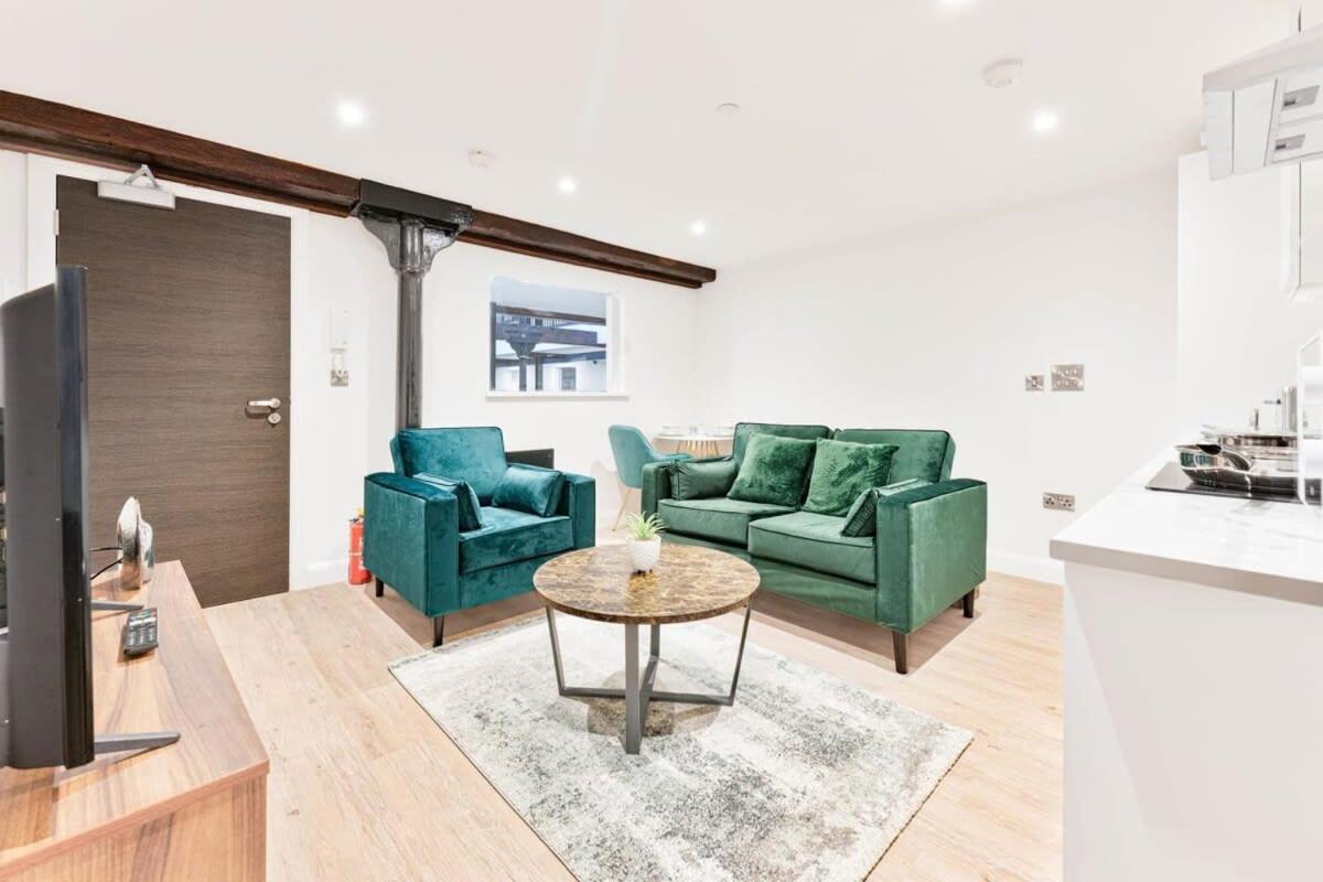 Modern 1 Bed Apartment In Burton-On-Trent Εξωτερικό φωτογραφία
