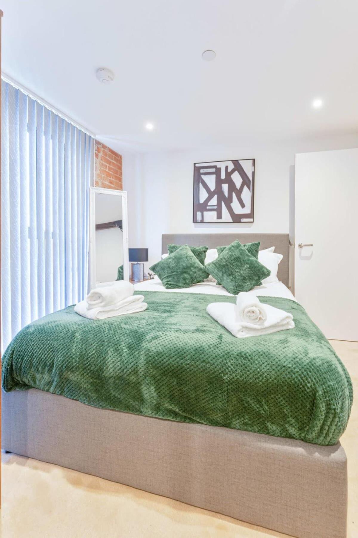 Modern 1 Bed Apartment In Burton-On-Trent Εξωτερικό φωτογραφία